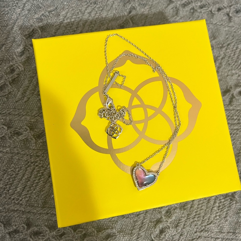 Silver Heart Pendant Necklace
